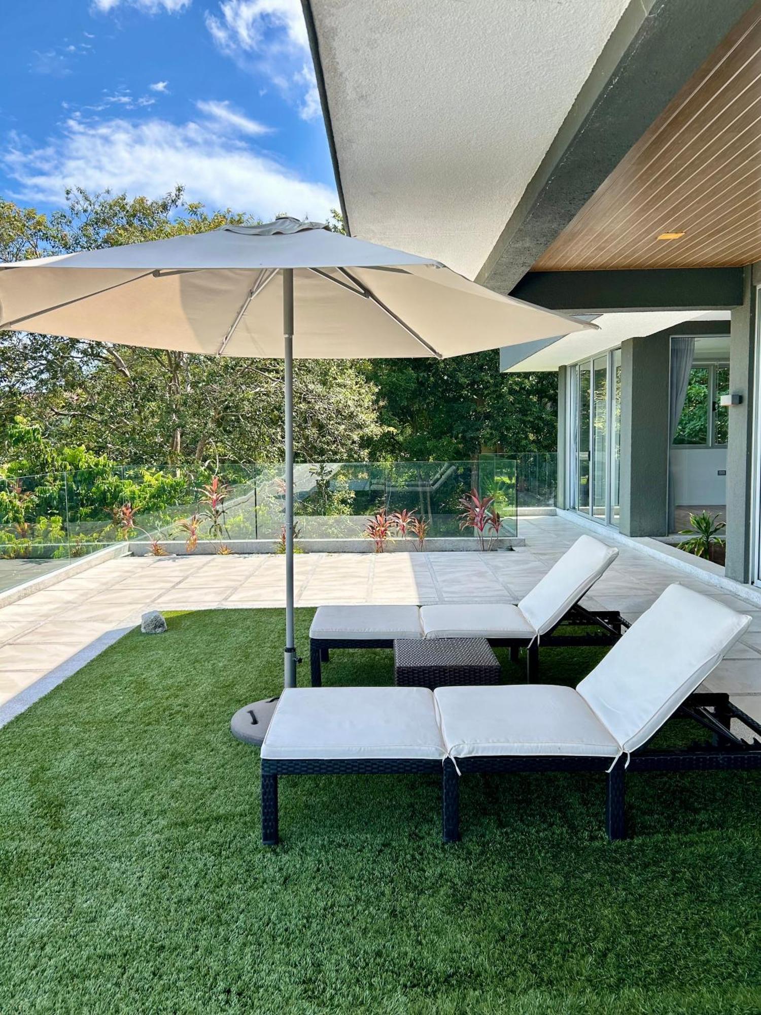 Aroha Seaview Villa - Private Pool - Pantai Cenang  Exterior foto